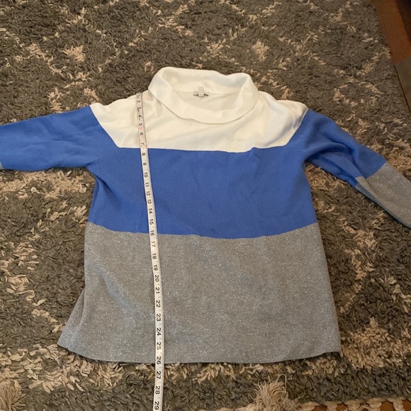 NWT Talbots beautiful sweater. Great material - Picture 6 of 10